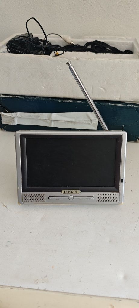 Televisão portátil