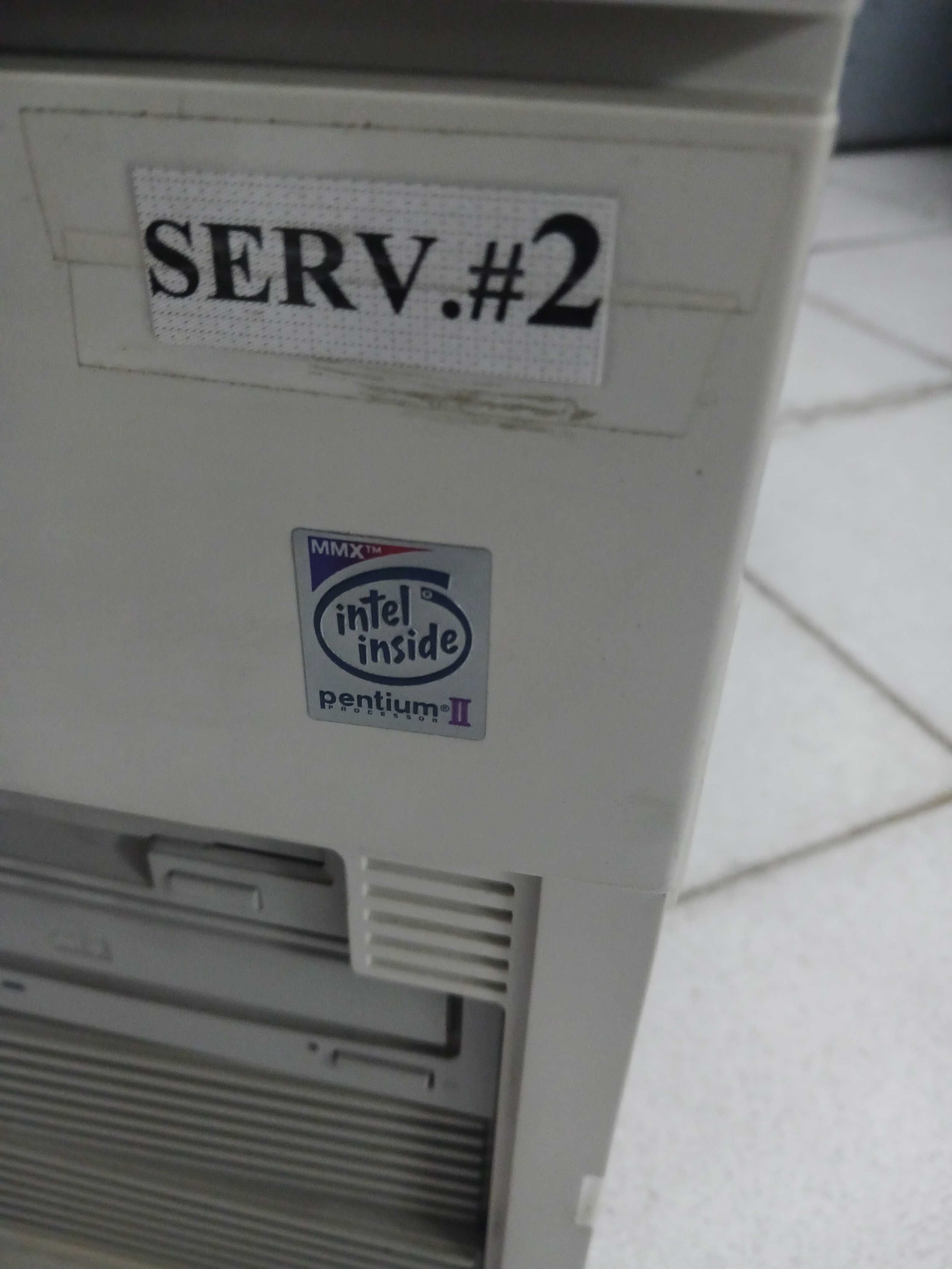Servidor HP NET SERVER E45 + Servidor 5/60 LC Venda Conj. ou separado