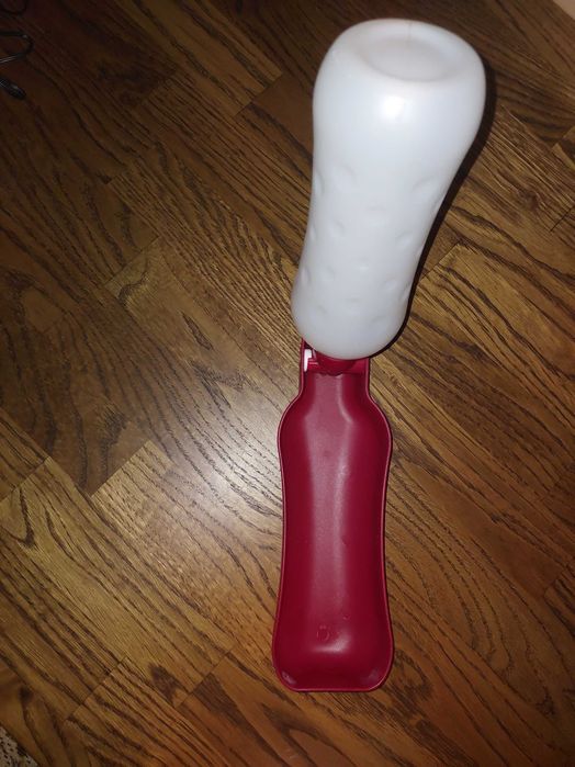 Поилка Trixie для собак прогулочная, 500 мл (пластик)