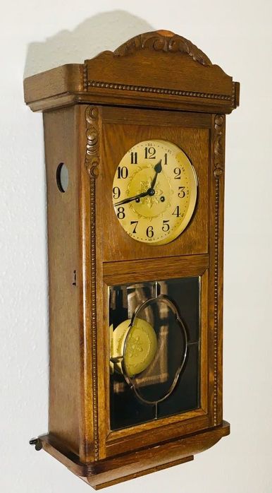 Uroczy Zegar Wiszący Gustav Becker Tarcza Tłoczona