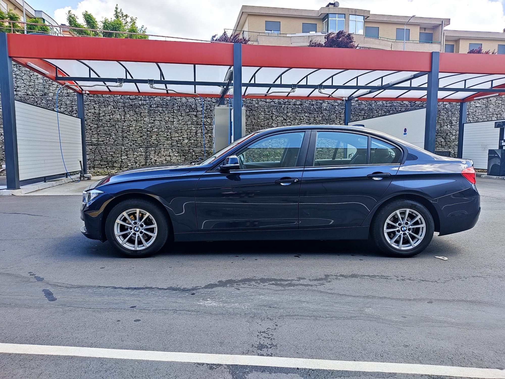 BMW 316d - Excelente Estado - Baixa Quilometragem