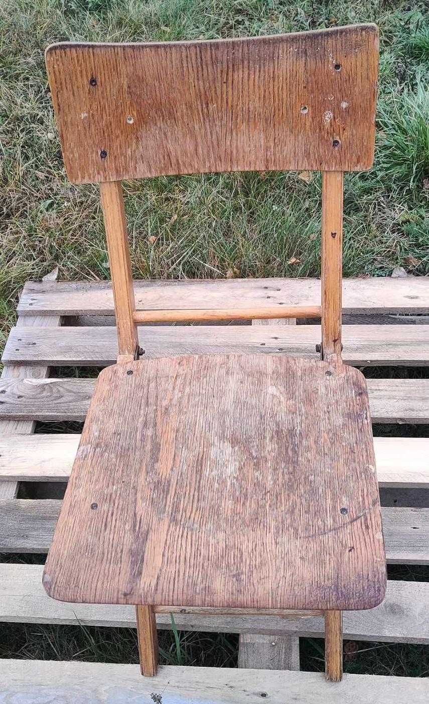 Krzesłko składane PRL.