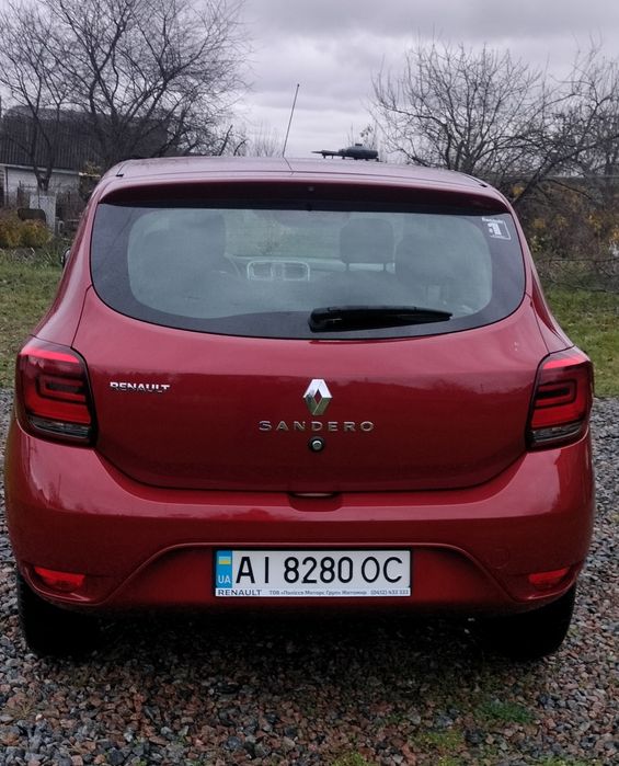 Рено Сандеро 2020