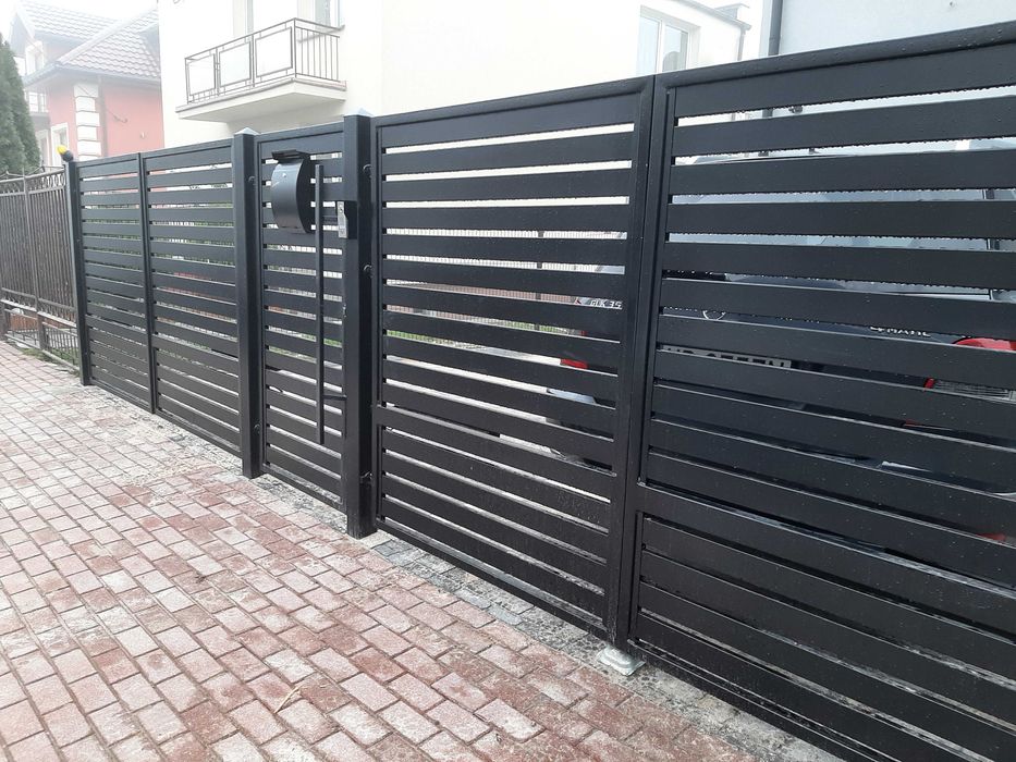 Kompletna brama palisadowa+ furtka palisadowa. Grube słupy