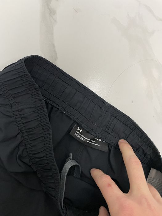 Чоловічі шорти M under armour оригінал бу