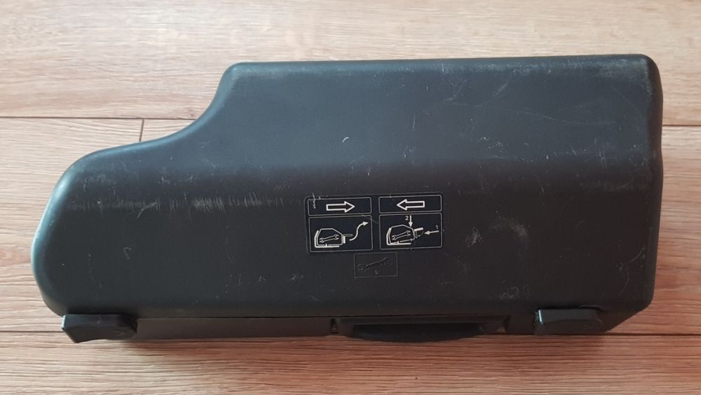 4B9012113 Оригінальний органайзер домкрата автомобіля АУДІ A6C5