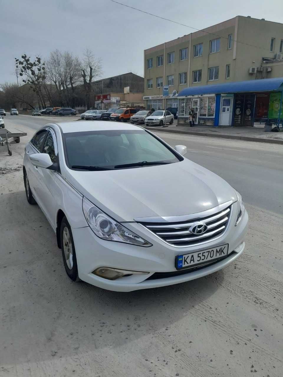 Київ таксі. Найкращі умови. Аренда Соната