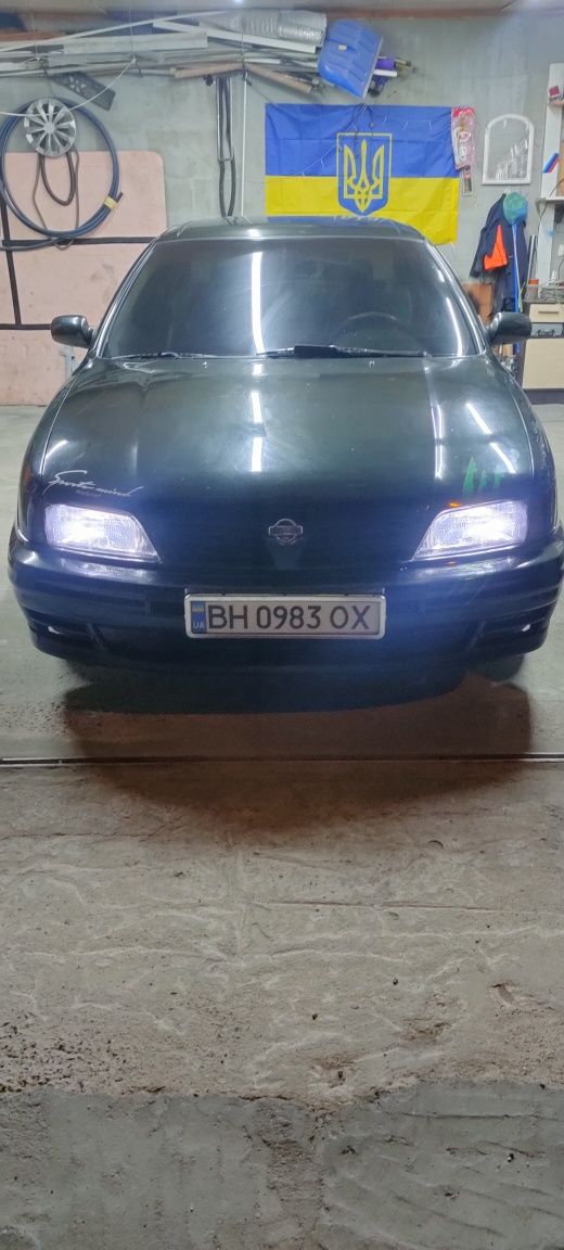 Nissan Maxima 2.0