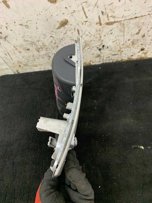 Ford Mondeo MK4 IV Osłona Lampki Podsufitki Schowek Lampka