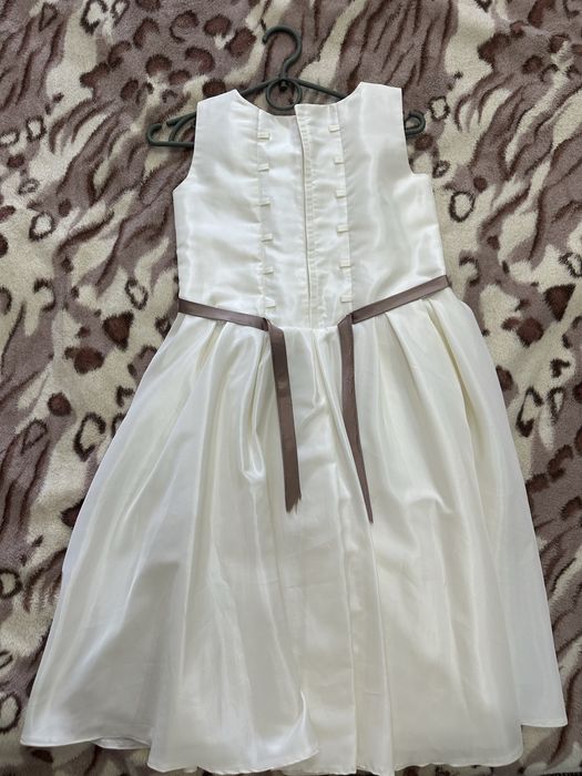 Плаття святкове