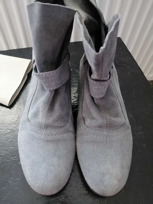 Продам чоботи 41 розміру, весна/осінь.