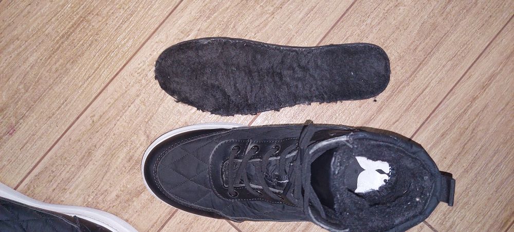 Зимові черевики, чоботи