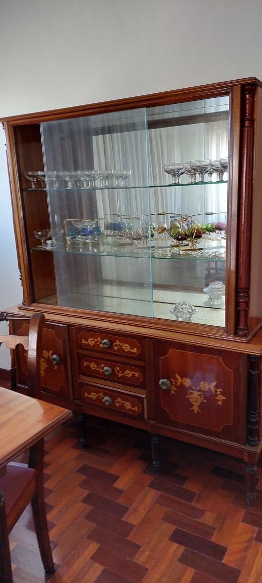 vendo vitrine antiga