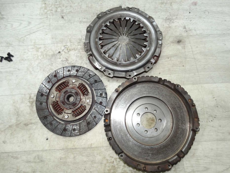 Б/у маховик+корзина зчеплення renault clio kangoo 1.5 dci 2002-2008
