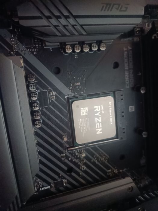 AMD Ryzen 5 3600X+Wraith Prism LED RGB