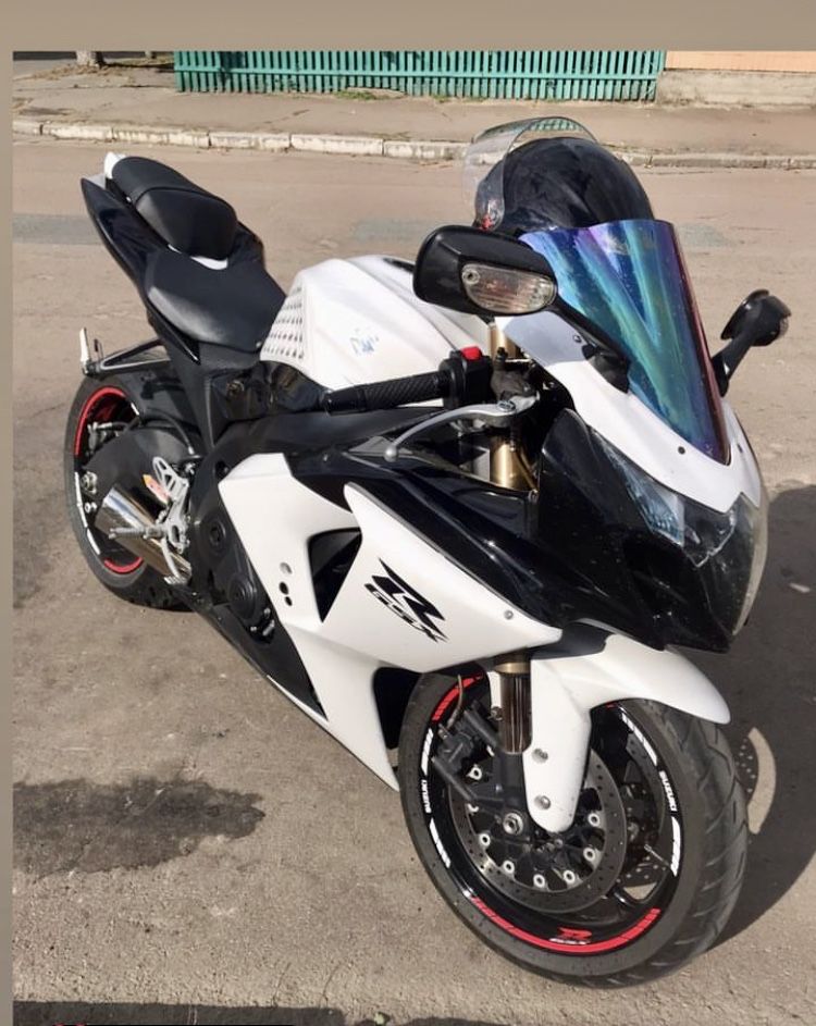 Продам GSX-R