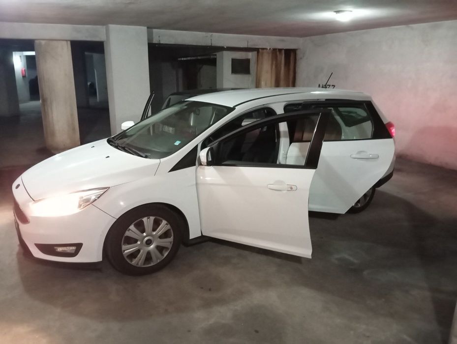 Ford Focus 1.0 EcoBoost Gasolina transmissão 5 manual 100hp 5 portas