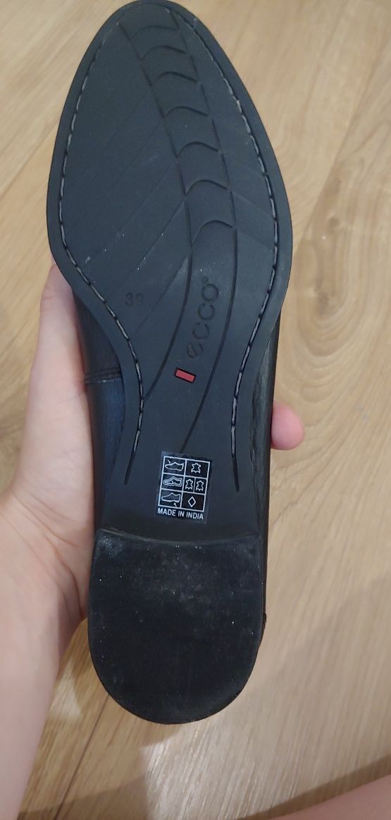 Mokasyny damskie ecco 39, buty czarne