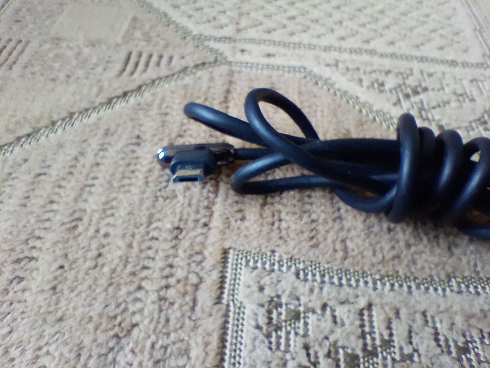 Przewód USB do telefonu fajny bo kątowy