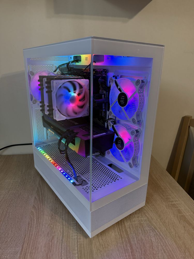 ** Gaming PC | Ryzen 5 5600, 32GB RAM, SSD m2 1TB, RTX3070Ti 8GB, 700W