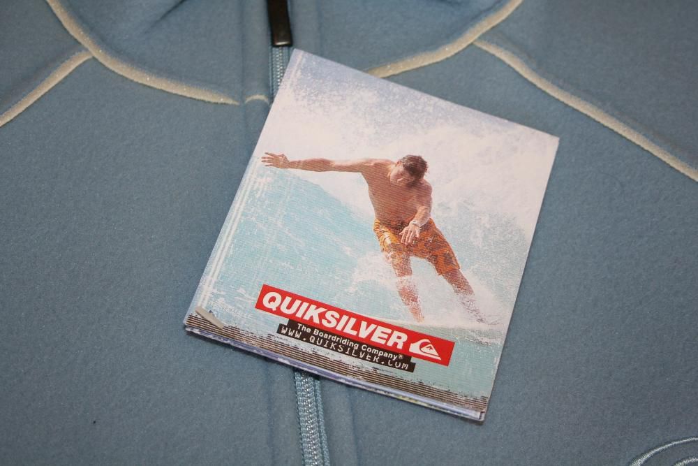 Blusao quiksilver novo