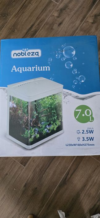 Akwarium 7l z osprzętem