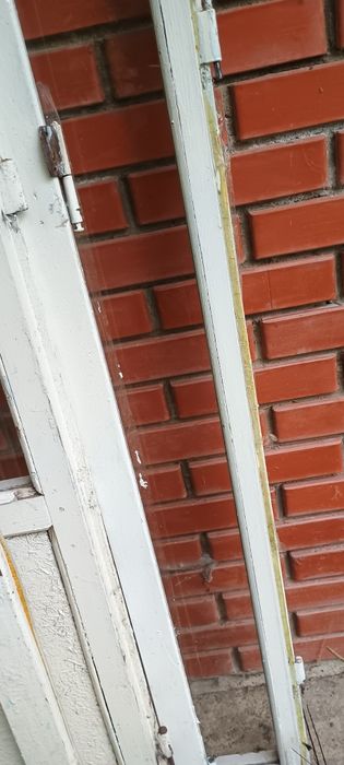 Скло різних розмірів