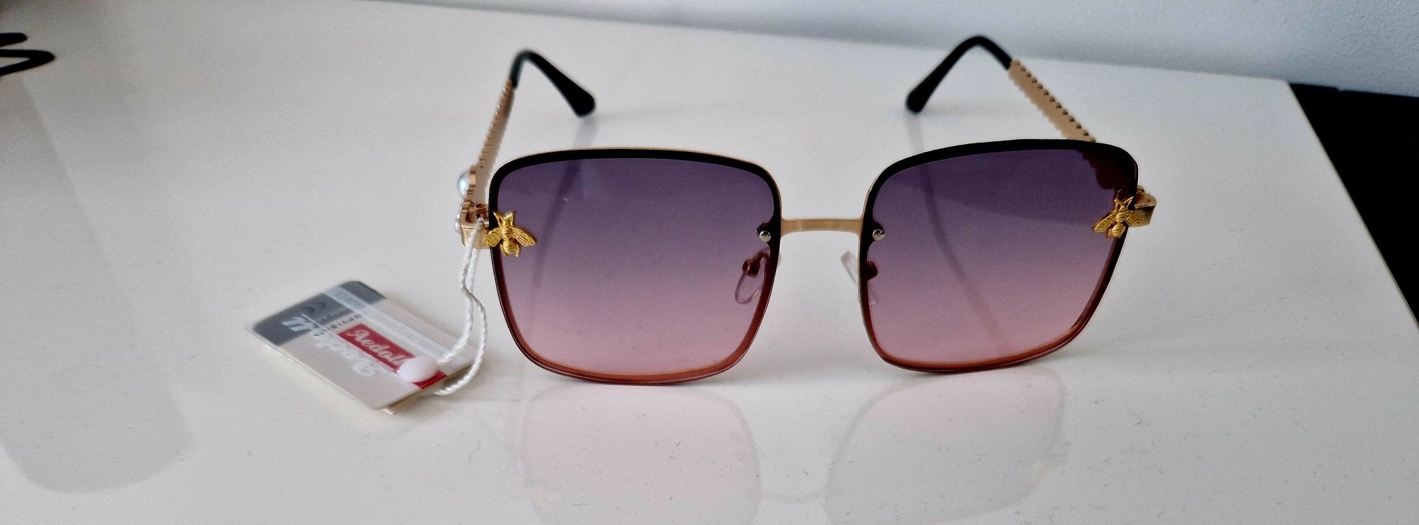 Okulary przeciwsłoneczne damskie z muchą NOWE