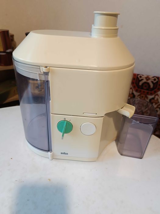 Соковижималка BRAUN в гарному стані