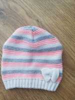 Śliczna czapka niemowlęca jak nowa na jesień dla dziewczynki r. 68