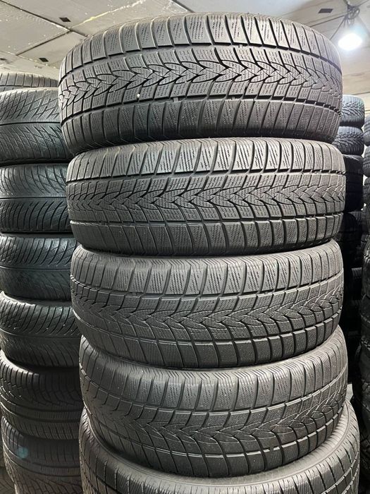Комплект зимової гуми 225/55/18 Minerva 2022 року