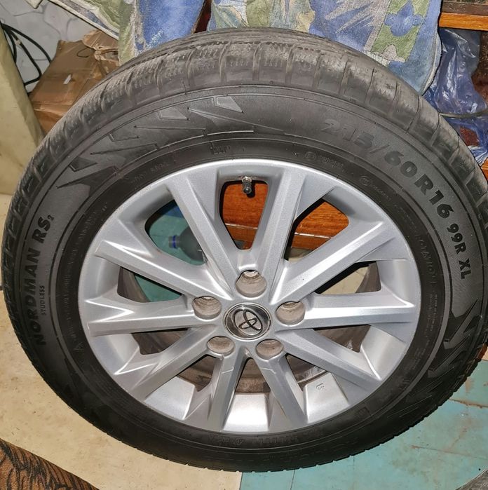 Дискі тойота камрі 50, 55, скати nokian nordman RS2 215/60 R16, 1шт