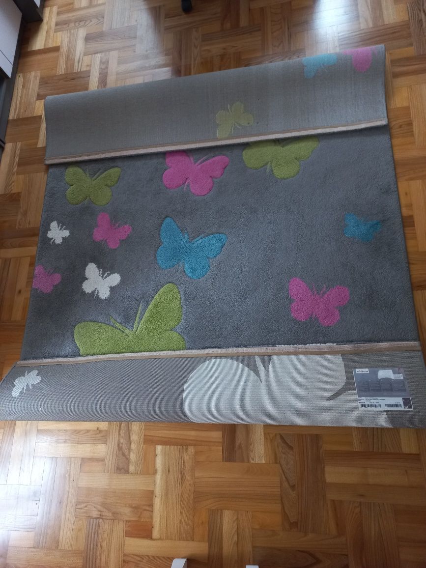 Dywan szary w motylki 160x230