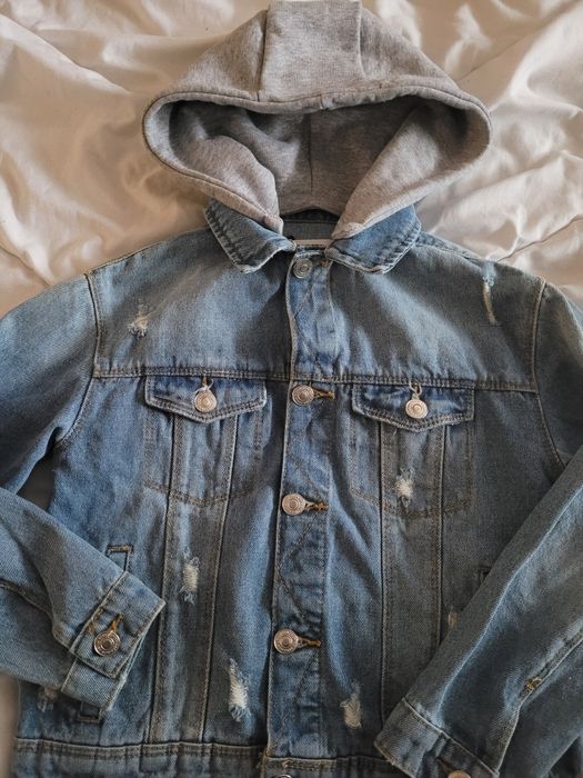 Zara kurtka katana jeansowa z kapturem r.128