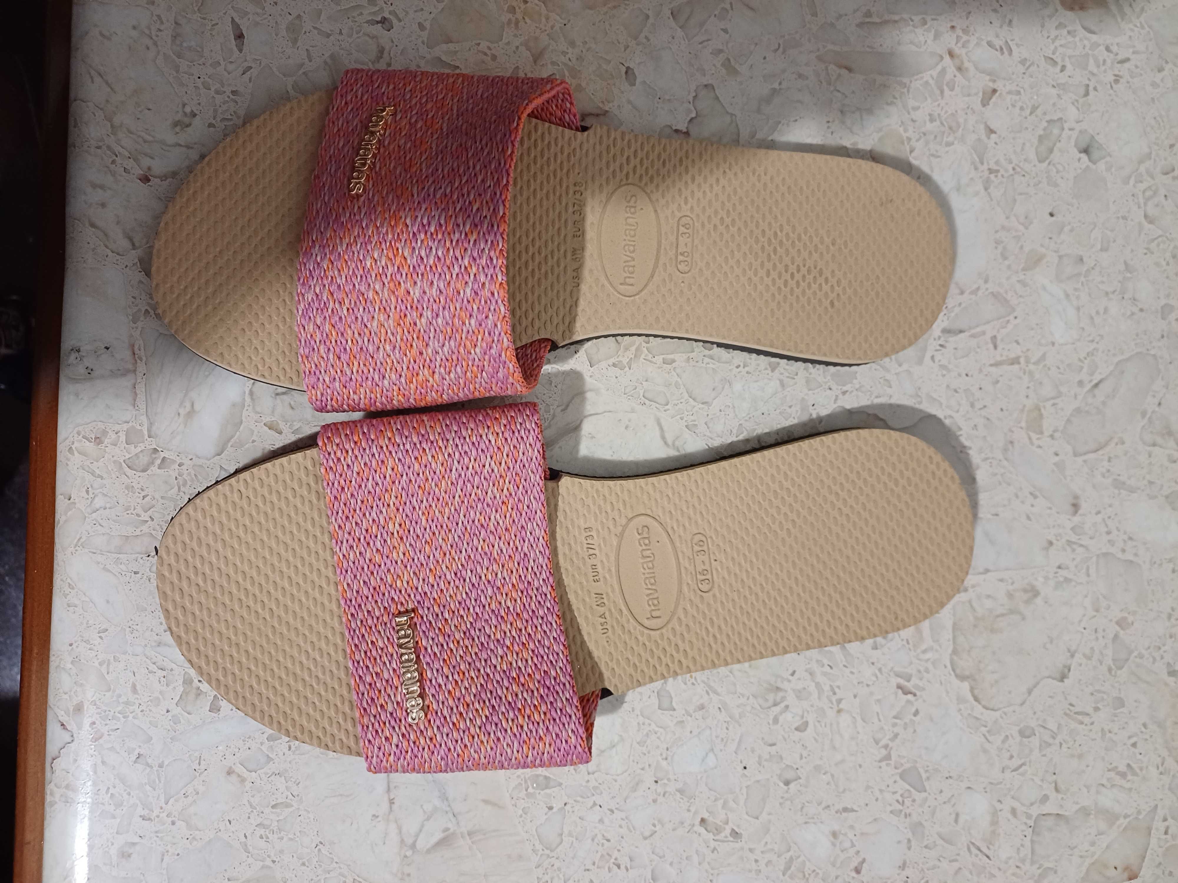 Chinelos havaianas