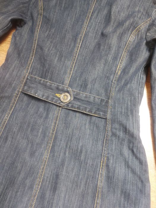 Płaszcz jeansowy