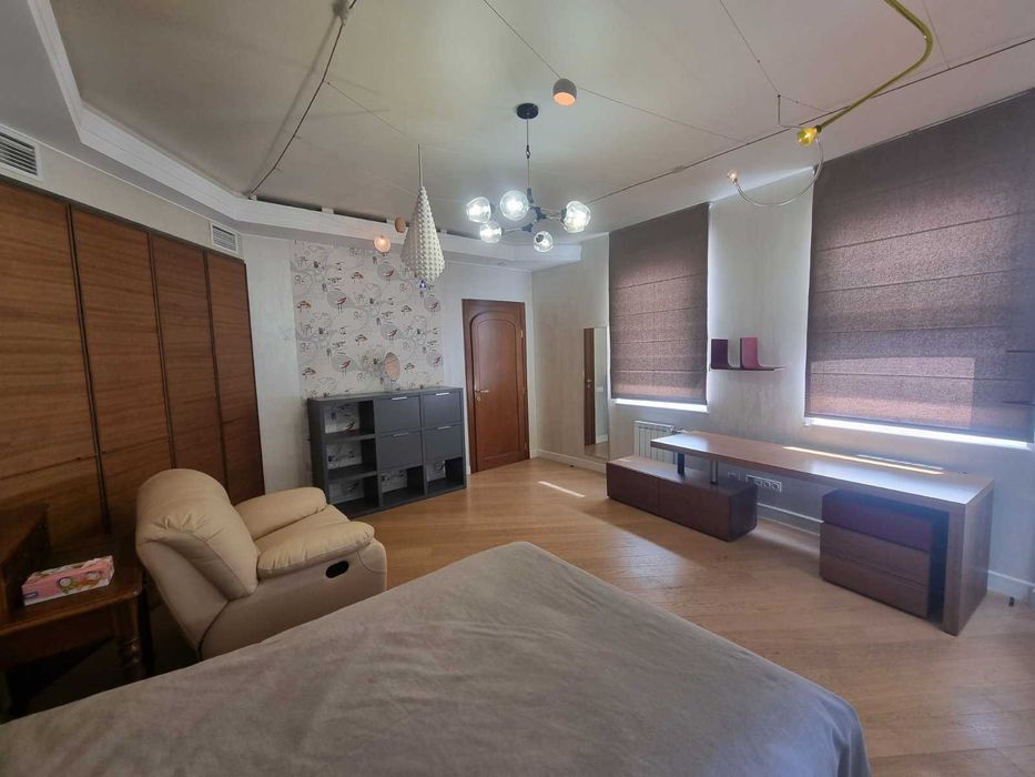 БЕЗ КОМІСІЇ здам 4 кім кв. вул. Гетьмана Скоропадського(Толстого) 39