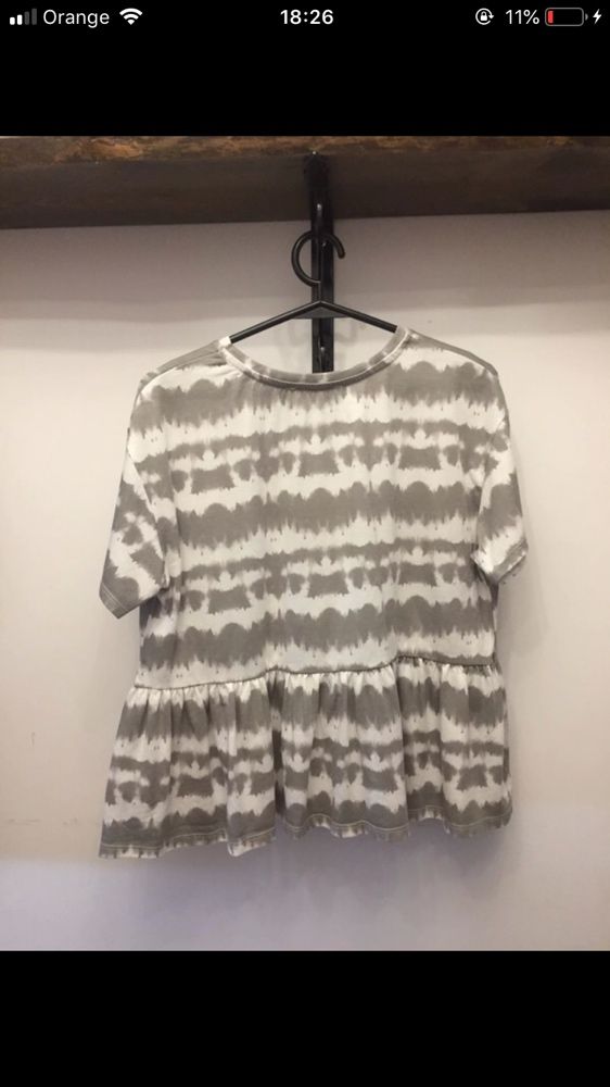 Koszulka t-shirt tie die z falbanką krótki rękaw primark XS/S
