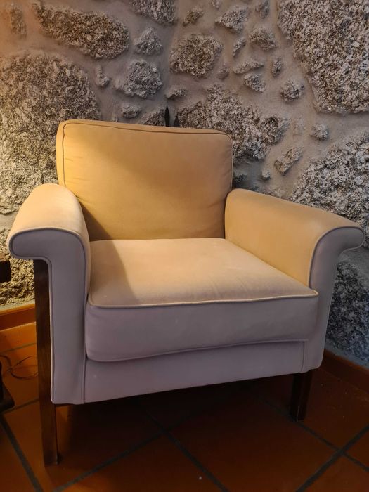 Par de sofás individuais