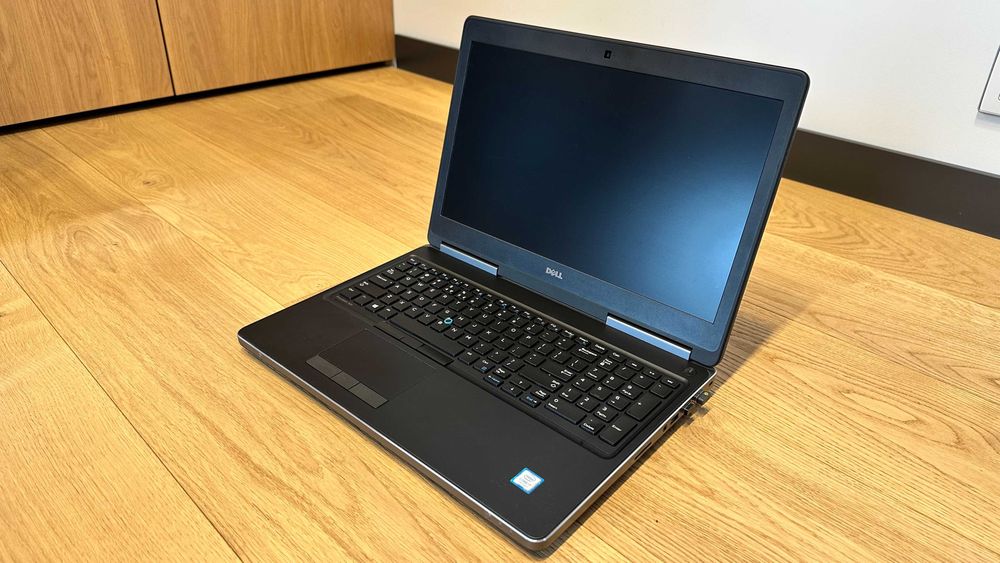 Dell Precision 7520 jak nowy. mocna specyfikacja