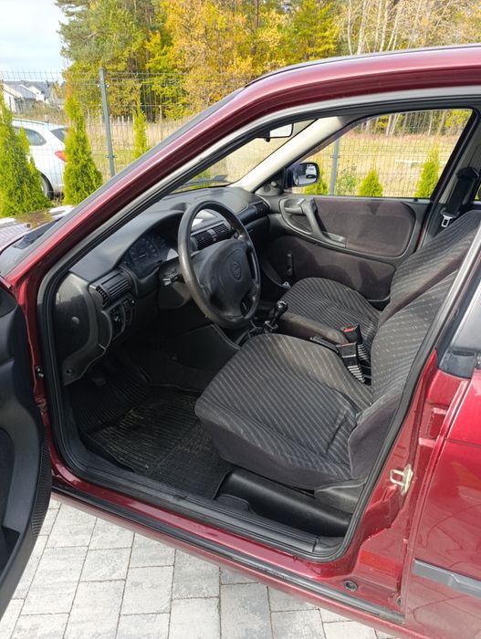 Opel Astra 1 właściciel 1.4