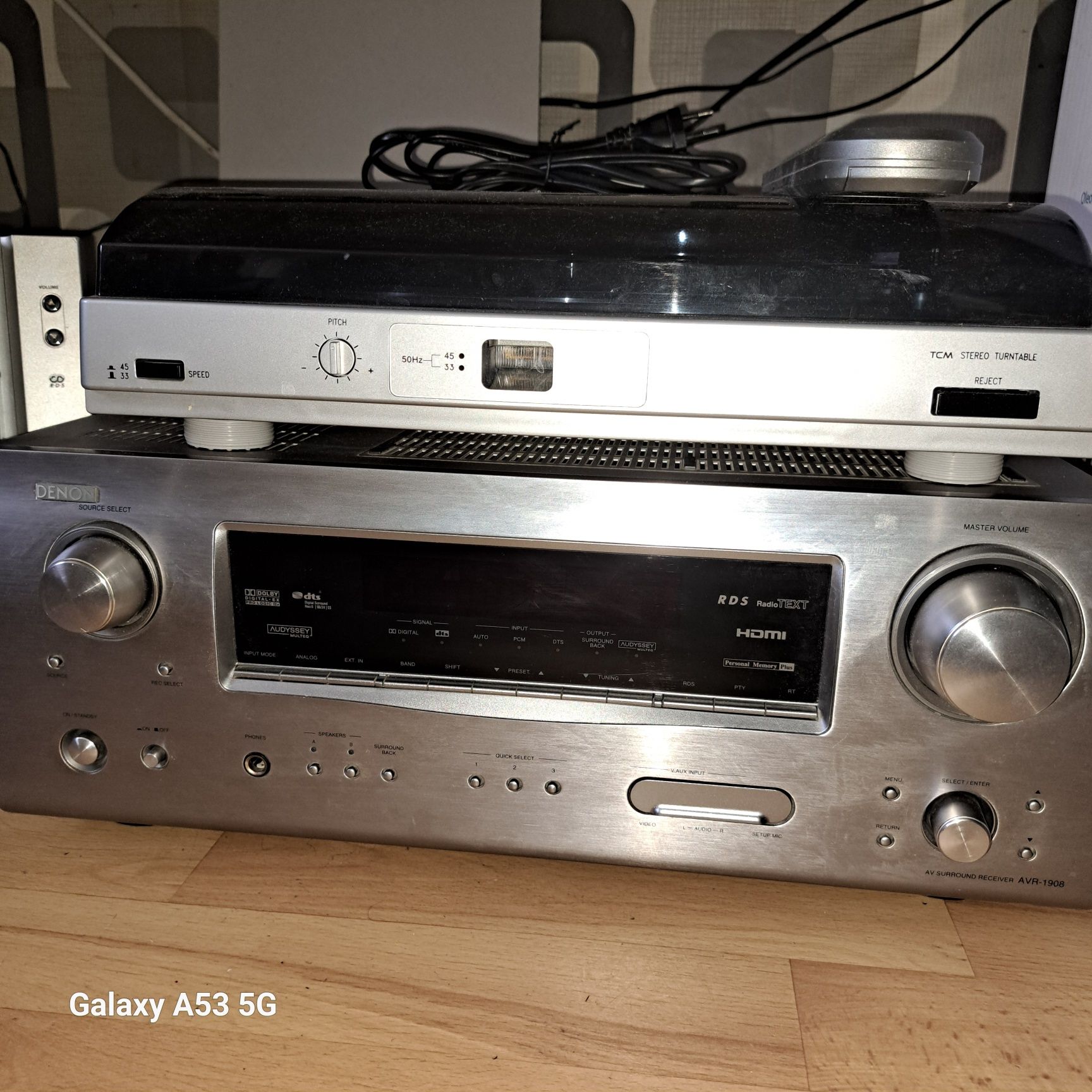Amplituner Denon AVR -1908 + gramofon i odtwarzacz CD Phillips
