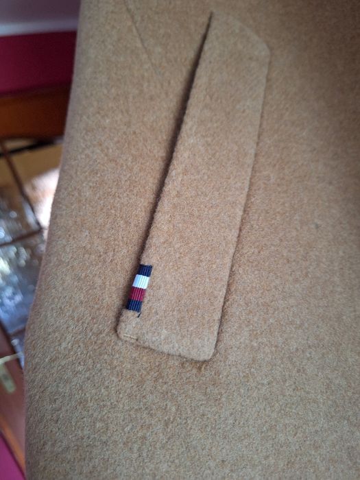 Nowy z metką brązowy płaszcz męski Tommy Hilfiger