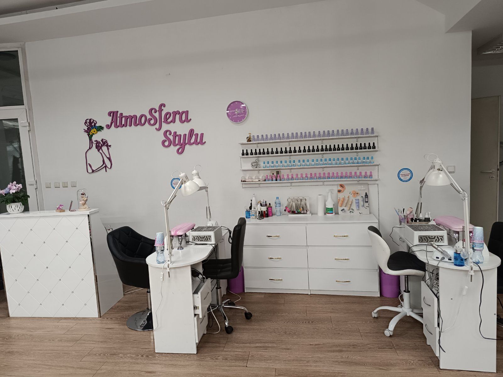Odstąpię salon fryzjersko kosmetyczny