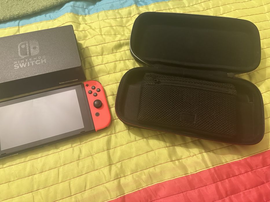 Nintendo Switch V2 + Acessórios