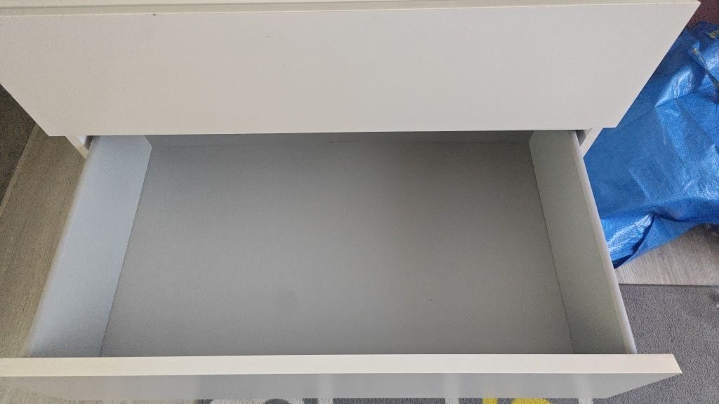 Comoda malm ikea