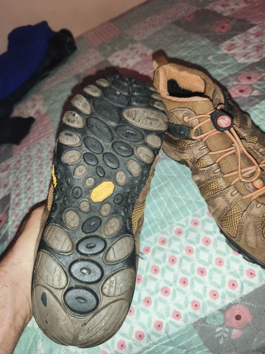 Merrell chameleon 44