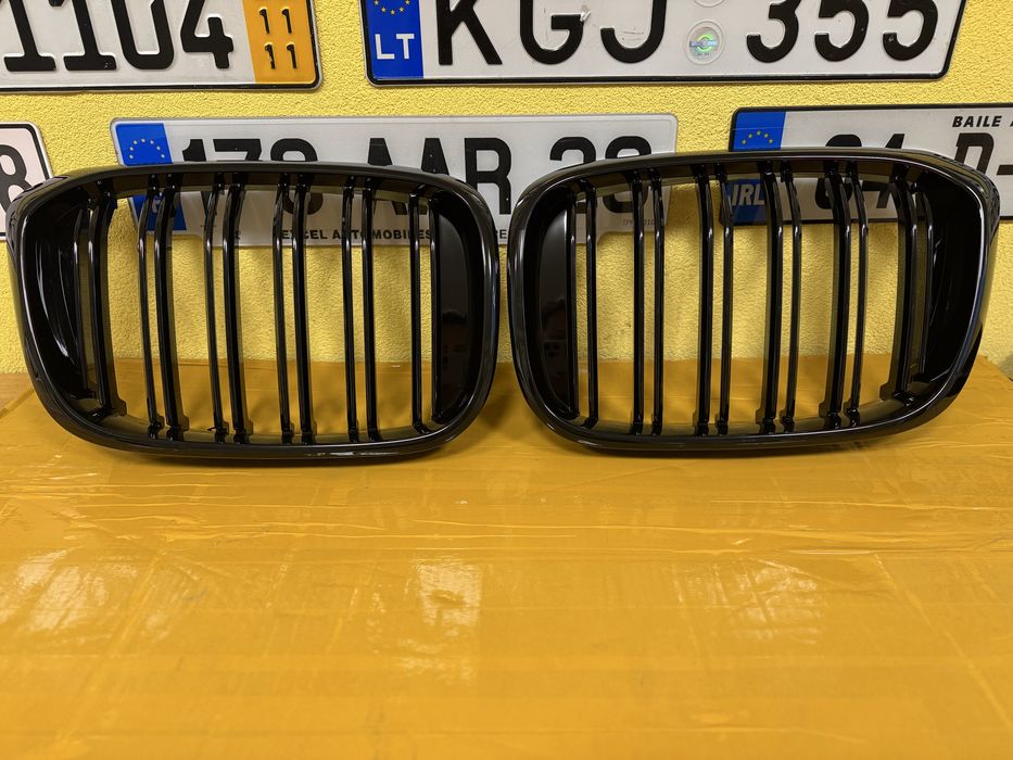 Решітка радіатора ніздрі BMW X3 X4 G01 G02 2018-2021 чорний глянець
