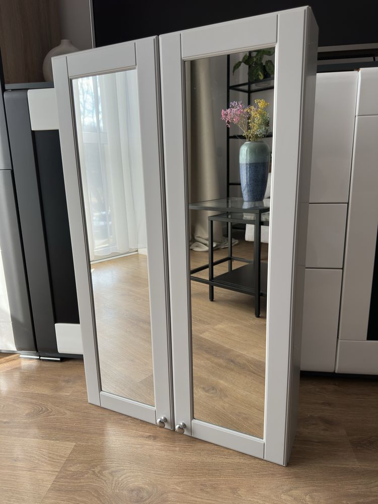 Szafka łazienkowa meble  Ikea szara z lustrem Godmorgon