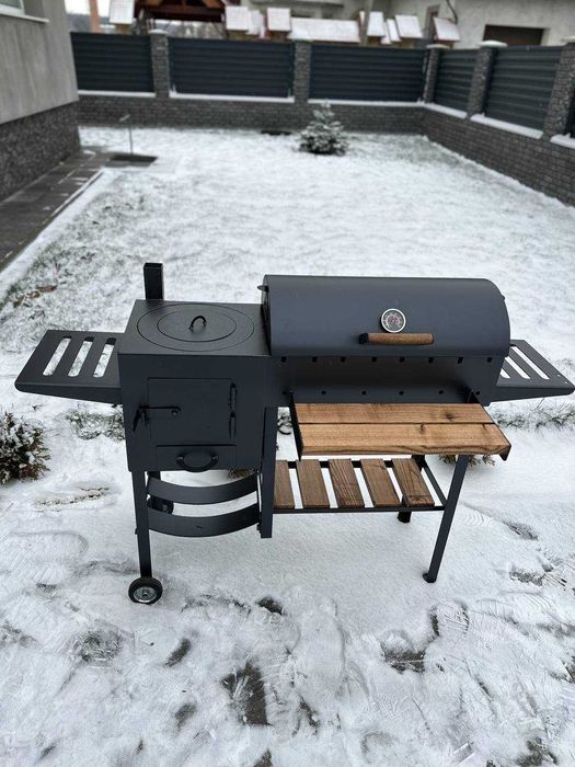 Довговічний мангал з пічкою, колесами, кришкою, термометром, решіткою
